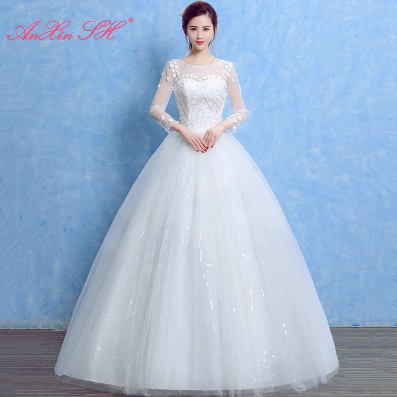 AnXin SH princess white little flower lace wedding dress French Retro o neck beading pearls long sleeve bride wedding dress
AnXin SH princess white little flower lace wedding dress French Retro o neck beading pearls long sleeve bride wedding dress