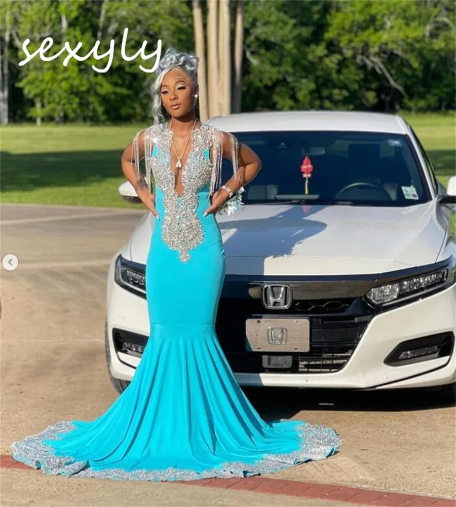 Luxury Black Girls Rhinestone Prom Dress With Tassel Elegant Mermaid Blue Plus Size Evening Gowns Open Back Beaded Formal Party
Luxury Black Girls Rhinestone Prom Dress With Tassel Elegant Mermaid Blue Plus Size Evening Gowns Open Back Beaded Formal Party