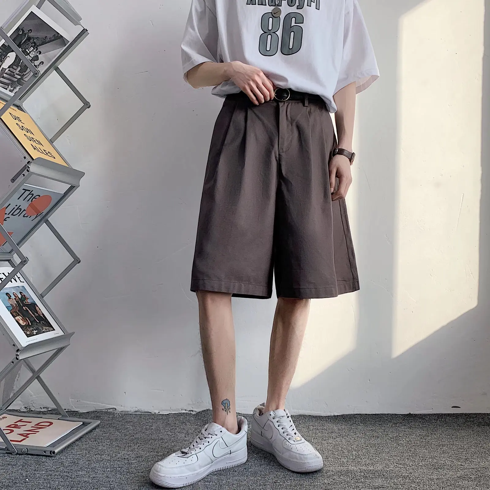 Trousers Shorts Men's and Women's Summer Loose Trousers Japanese Retro Casual A-word Wide-leg Straight Five-point Pants Ins Tide
Trousers Shorts Men's and Women's Summer Loose Trousers Japanese Retro Casual A-word Wide-leg Straight Five-point Pants Ins Tide