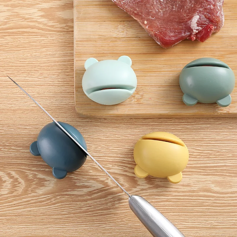 Cartoon Creative Knife Sharpener Manual Portable Multi-functional Sharpening Stone Household Kitchen Accessories Whetstone
Cartoon Creative Knife Sharpener Manual Portable Multi-functional Sharpening Stone Household Kitchen Accessories Whetstone