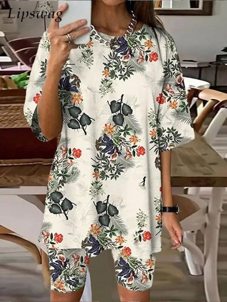 Vintage Floral Print Loose Suits Women Two Piece Set Casual Summer Tops Pullover And Skinny Shorts Outfits Tracksuit Sportswear 
Vintage Floral Print Loose Suits Women Two Piece Set Casual Summer Tops Pullover And Skinny Shorts Outfits Tracksuit Sportswear