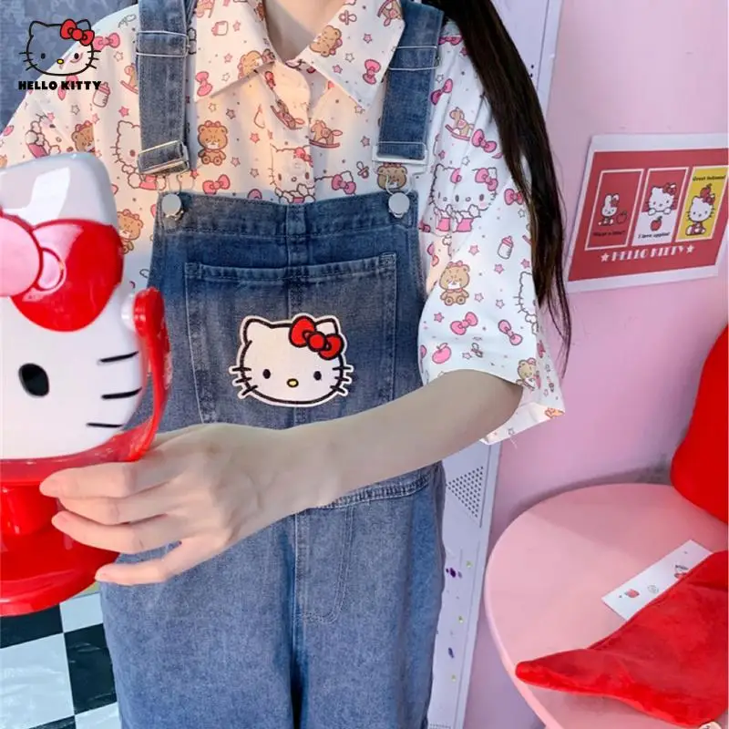 Рюкзак с подтяжками Hello Kitty, шорты Sanrio, Мультяшные тонкие шорты с высокой талией в стиле ретро, студенческие Свободные повседневные шорты на лямках для девушек
Рюкзак с подтяжками Hello Kitty, шорты Sanrio, Мультяшные тонкие шорты с высокой талией в стиле ретро, студенческие Свободные повседневные шорты на лямках для девушек