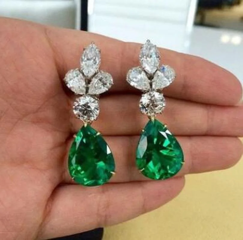 Gorgeous Bridal Earrings for Wedding White/Green Cubic Glass Filledia Graceful Women Dangle Earrings Party Gift Fashion Jewelry
Gorgeous Bridal Earrings for Wedding White/Green Cubic Glass Filledia Graceful Women Dangle Earrings Party Gift Fashion Jewelry