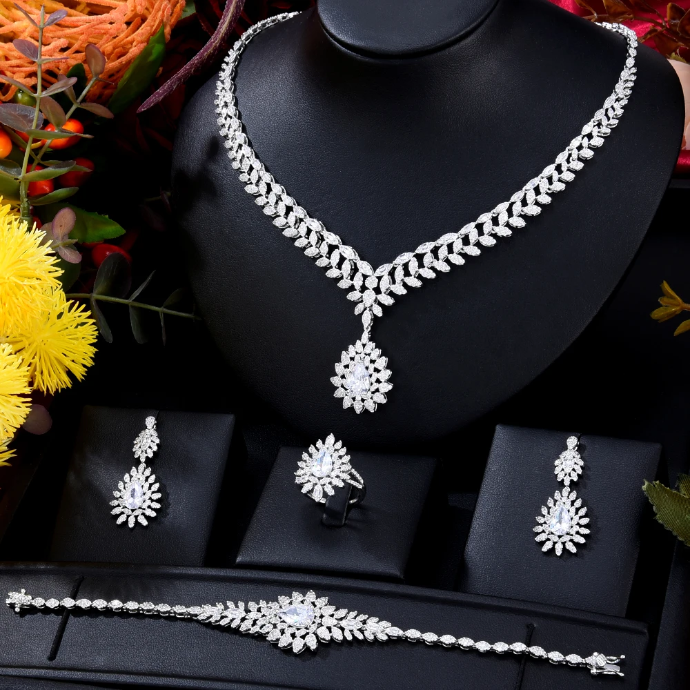 Blachette New Sweet Romantic 4PCS Necklace Bracelet Earrings Ring Jewelry Sets Cubic Zirconia Findings Bridal Wedding Noble Set
Blachette New Sweet Romantic 4PCS Necklace Bracelet Earrings Ring Jewelry Sets Cubic Zirconia Findings Bridal Wedding Noble Set