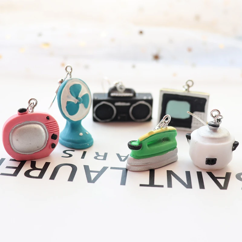 Mini TV Washing Machine Radio Fan Earrings Unique Student Fashion Funny Novel Girl Women Jewelry Accessories Pendant Gift
Mini TV Washing Machine Radio Fan Earrings Unique Student Fashion Funny Novel Girl Women Jewelry Accessories Pendant Gift