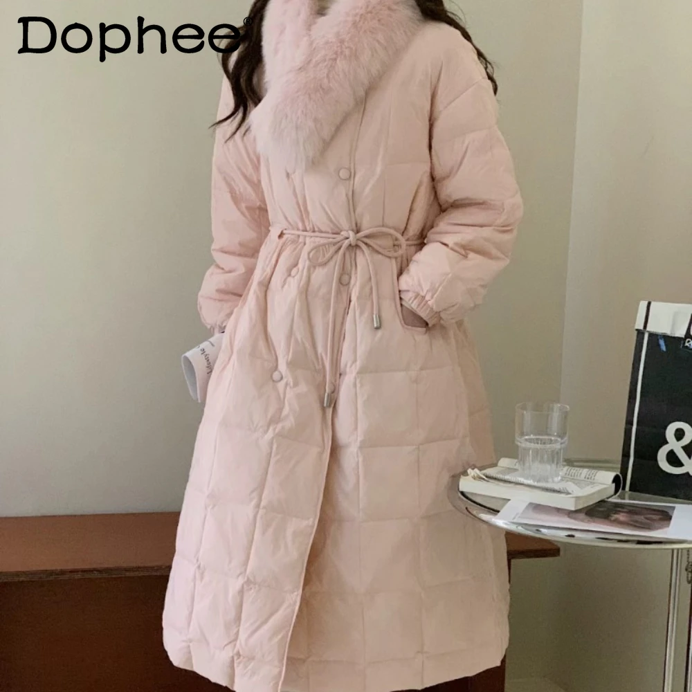 Warm Down Jackets Women's 2023 New Fox Fur Collar Mid-Length Lace-up Waist Trimming Below The Knees White Duck Down Coat Parkas
Warm Down Jackets Women's 2023 New Fox Fur Collar Mid-Length Lace-up Waist Trimming Below The Knees White Duck Down Coat Parkas