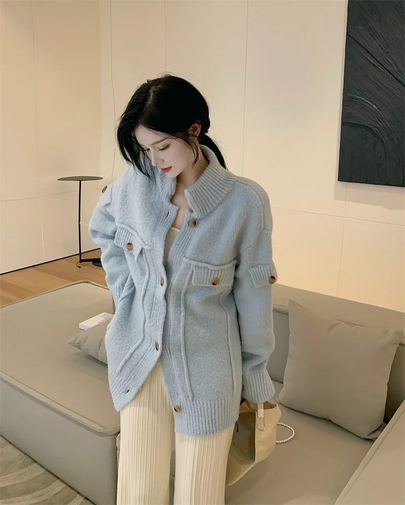 Женский трикотажный кардиган с длинным рукавом, однотонный Свободный кардиган в Корейском стиле, весна 2023
Женский трикотажный кардиган с длинным рукавом, однотонный Свободный кардиган в Корейском стиле, весна 2023