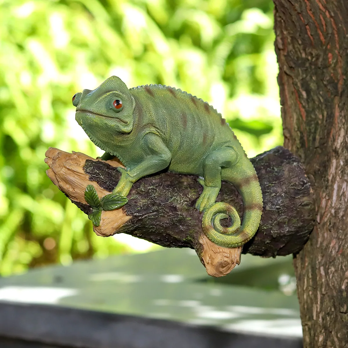 Resin Chameleon Statue Wall Mounted Lizard DIY Outdoor Garden Tree Decoration Sculpture For Home Office Garden Decor Ornament
Resin Chameleon Statue Wall Mounted Lizard DIY Outdoor Garden Tree Decoration Sculpture For Home Office Garden Decor Ornament