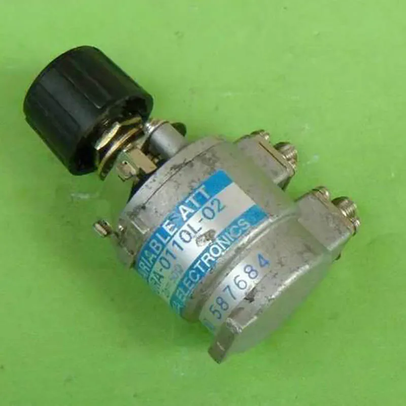 Сделано в Японии URA-0110L-02 Ручной аттенюатор SMA 0-3 ГГц 10 дБ
Сделано в Японии URA-0110L-02 Ручной аттенюатор SMA 0-3 ГГц 10 дБ