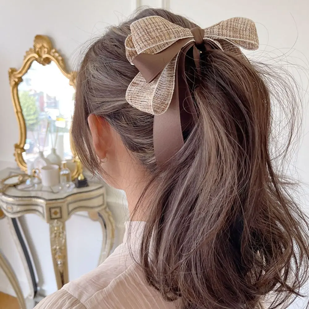 Design Temperament Ribbon Headdress Party Vertical Clip Women Hair Accessories Bow Banana Clip Korean Style Hair Wear
Design Temperament Ribbon Headdress Party Vertical Clip Women Hair Accessories Bow Banana Clip Korean Style Hair Wear