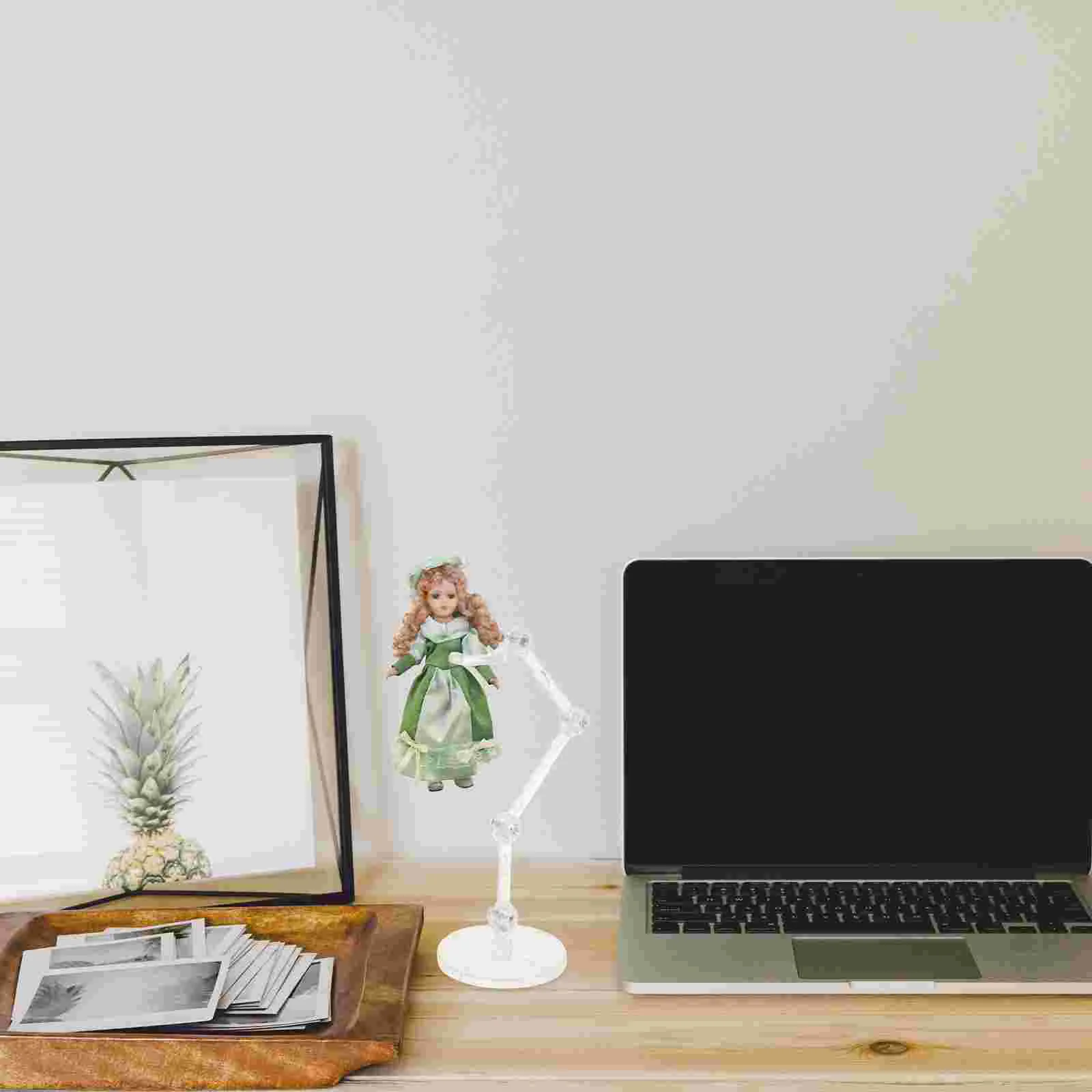 Stand Manual Support Wear-resistant Figure Holder Desktop Plastic Action Figurine Accessories
Stand Manual Support Wear-resistant Figure Holder Desktop Plastic Action Figurine Accessories