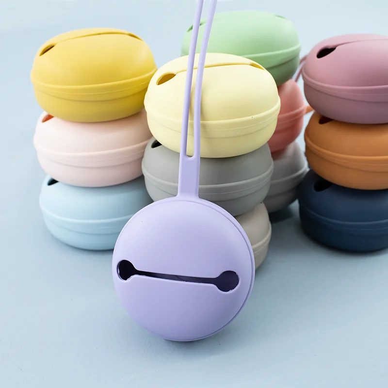 1PCNew Style Baby Silicone Pacifier Holder BPA Free Infant Portable Soother Container Box Nipple Storage Box Food Grade Silicone
1PCNew Style Baby Silicone Pacifier Holder BPA Free Infant Portable Soother Container Box Nipple Storage Box Food Grade Silicone