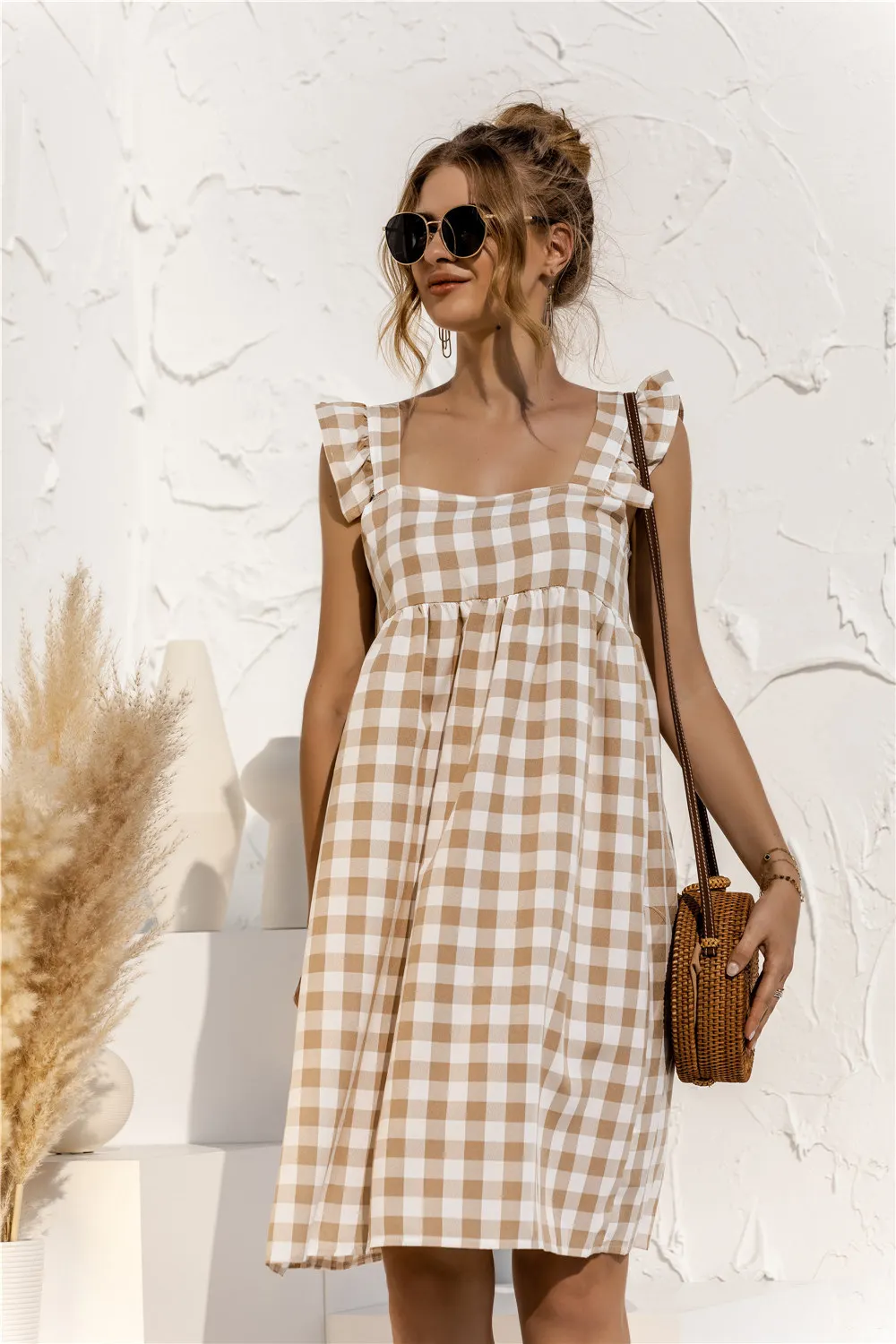 Summer Women Plaid Dress Square Collar Butterfly Sleeve Casual Loose Sexy Backless Ladies Midi Dress Sundress Vestidos
Summer Women Plaid Dress Square Collar Butterfly Sleeve Casual Loose Sexy Backless Ladies Midi Dress Sundress Vestidos