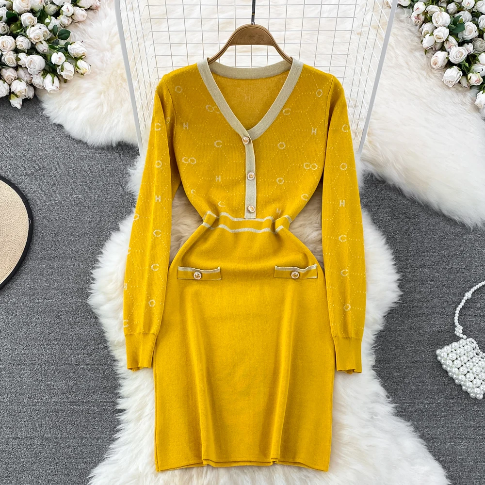 Elegant Female Ladies Vestido V Neck Sexy Women's Maxi Long Party Knitting Streetwear Geometric Button Y2K Vintage Casual Dress
Elegant Female Ladies Vestido V Neck Sexy Women's Maxi Long Party Knitting Streetwear Geometric Button Y2K Vintage Casual Dress
