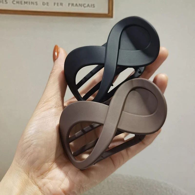 1pc New Trend PC Hair Clip Simple 8-shaped Infinity Styling Holder Shark Hair Claw Clip Hair Accessories For Women
1pc New Trend PC Hair Clip Simple 8-shaped Infinity Styling Holder Shark Hair Claw Clip Hair Accessories For Women