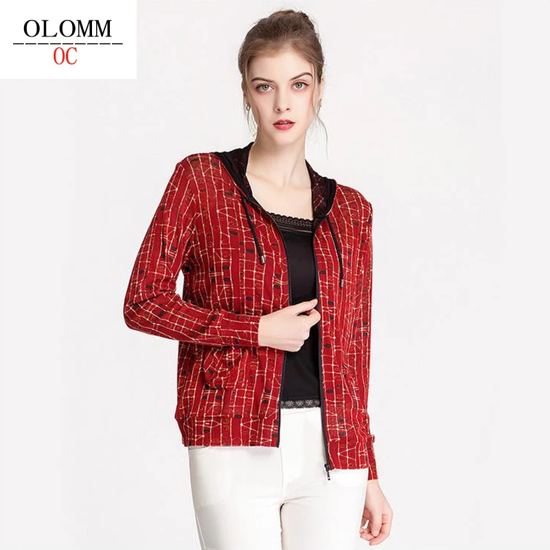 OLOMM 2020 New Silk top Women's jacket with hat knitting Mulberry silk Large size Sun protection clothing Net yarn thin section
OLOMM 2020 New Silk top Women's jacket with hat knitting Mulberry silk Large size Sun protection clothing Net yarn thin section