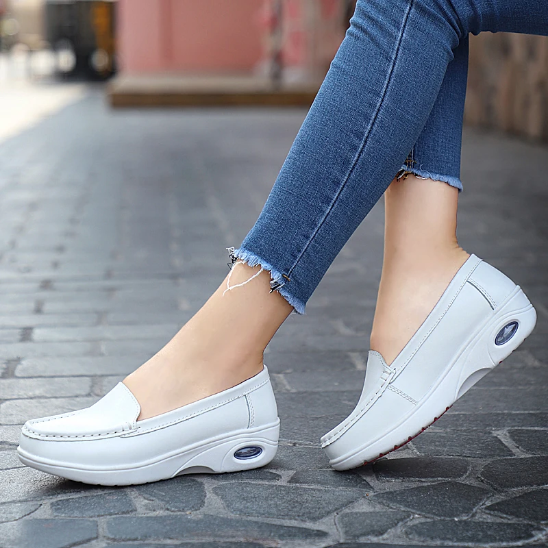 Cow Two-Layer Leather Black Women'S Shoes Breathable Fashion Flat Shoes; Thick Bottom Women'S Nurse Shoes Zapatos De Mujer 41
Cow Two-Layer Leather Black Women'S Shoes Breathable Fashion Flat Shoes; Thick Bottom Women'S Nurse Shoes Zapatos De Mujer 41