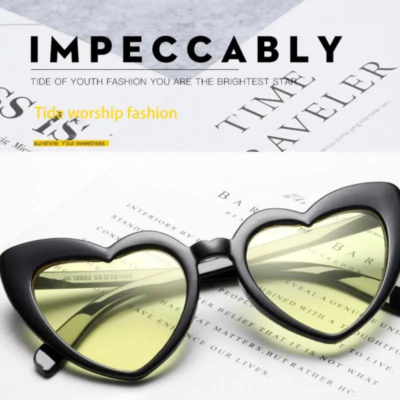 New Anti-UV Fashion Heart Sunglasses Retro Love Ladies Sunshade Sunglasses Vintage Cute Heart Trend Heart-Shaped Glasses
New Anti-UV Fashion Heart Sunglasses Retro Love Ladies Sunshade Sunglasses Vintage Cute Heart Trend Heart-Shaped Glasses