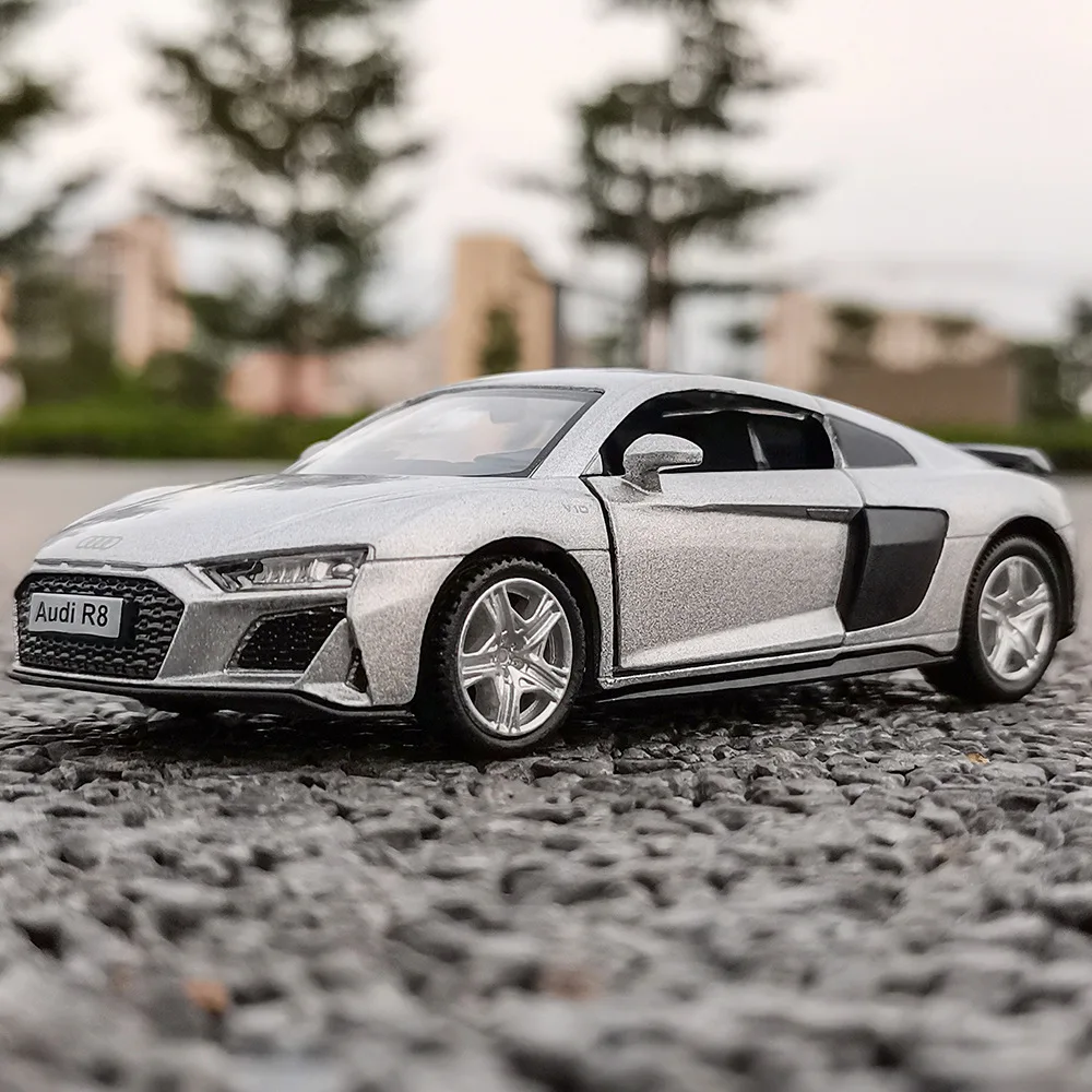 1:36 Audi R8 alloy car model die-casting and toy car metal model collection sound and light simulation children's toy gift
1:36 Audi R8 alloy car model die-casting and toy car metal model collection sound and light simulation children's toy gift