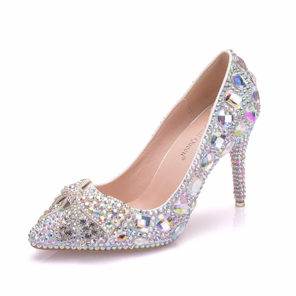 Crystal Queen European Wedding Shoes Female White Drill Rhinestone Bow Stiletto Pointed Bridal High Heels
Crystal Queen European Wedding Shoes Female White Drill Rhinestone Bow Stiletto Pointed Bridal High Heels