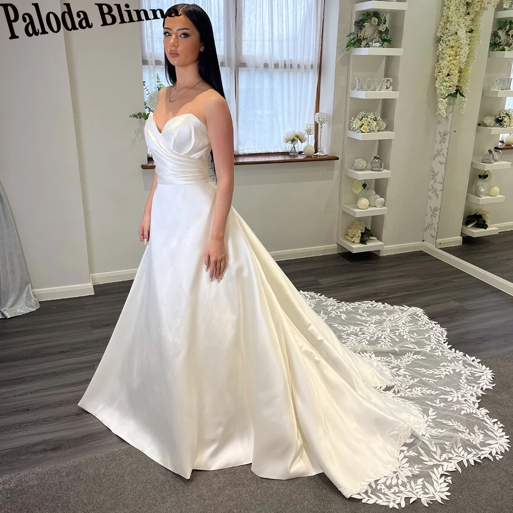 Paloda Vintage Satin Pleat Wedding Gown For Bride V-Neck Sleeveless Button Court Train Appliques Robe De Soirée De Mariage
Paloda Vintage Satin Pleat Wedding Gown For Bride V-Neck Sleeveless Button Court Train Appliques Robe De Soirée De Mariage