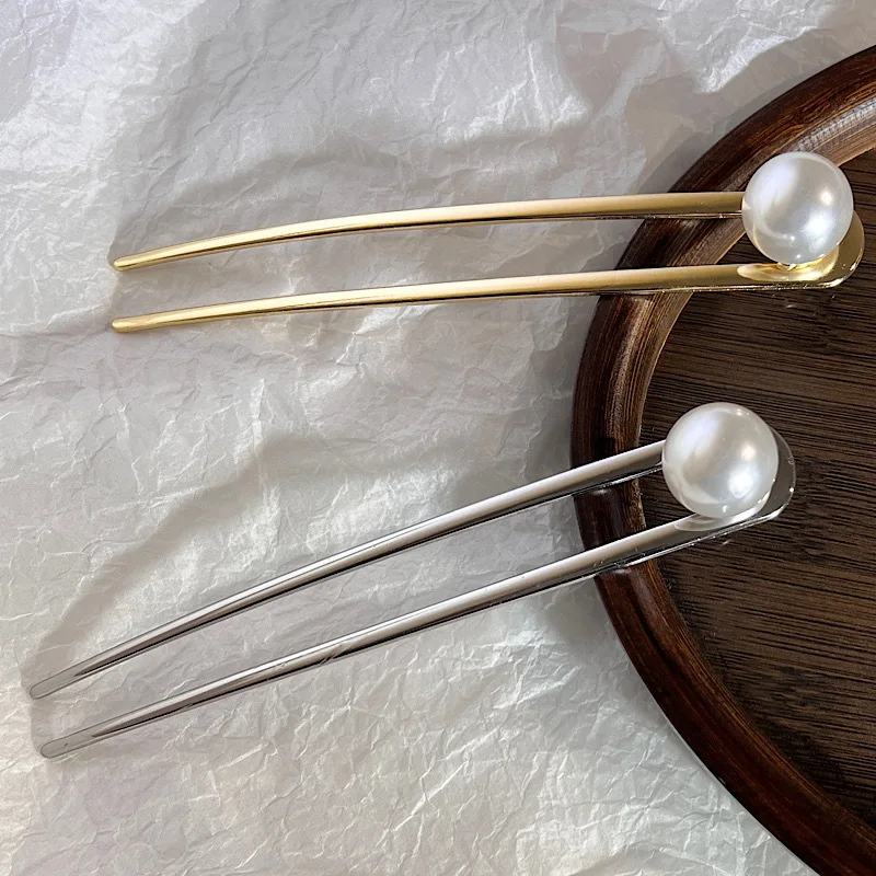 Temperament retro hairpin U-shaped ins alloy pearl ball head lengthened hairpin European American simple daily hair accessories
Temperament retro hairpin U-shaped ins alloy pearl ball head lengthened hairpin European American simple daily hair accessories