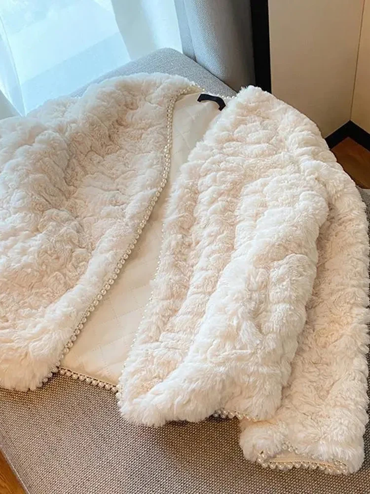 Jmprs Korean Sweet Women Faux Fur Luxury Pearl Winter Cotton Thick Lamb Wool Coats Fashion Hairy Soft Office Ladies Jackets
Jmprs Korean Sweet Women Faux Fur Luxury Pearl Winter Cotton Thick Lamb Wool Coats Fashion Hairy Soft Office Ladies Jackets