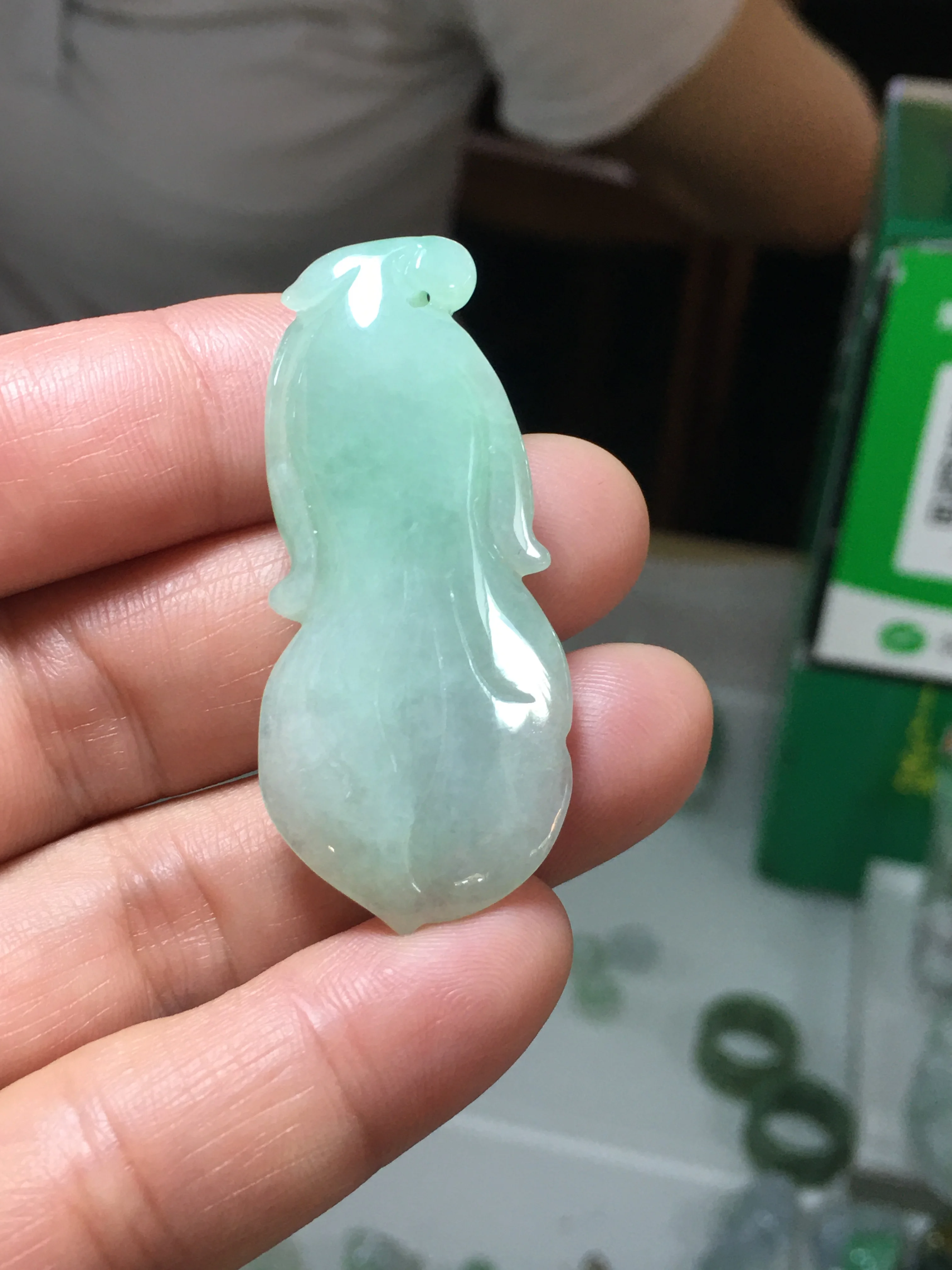 Natural 7A Myanmar green jade Magnolia green jade pendant jade necklace pendants jewelry jade necklaces for women men
Natural 7A Myanmar green jade Magnolia green jade pendant jade necklace pendants jewelry jade necklaces for women men