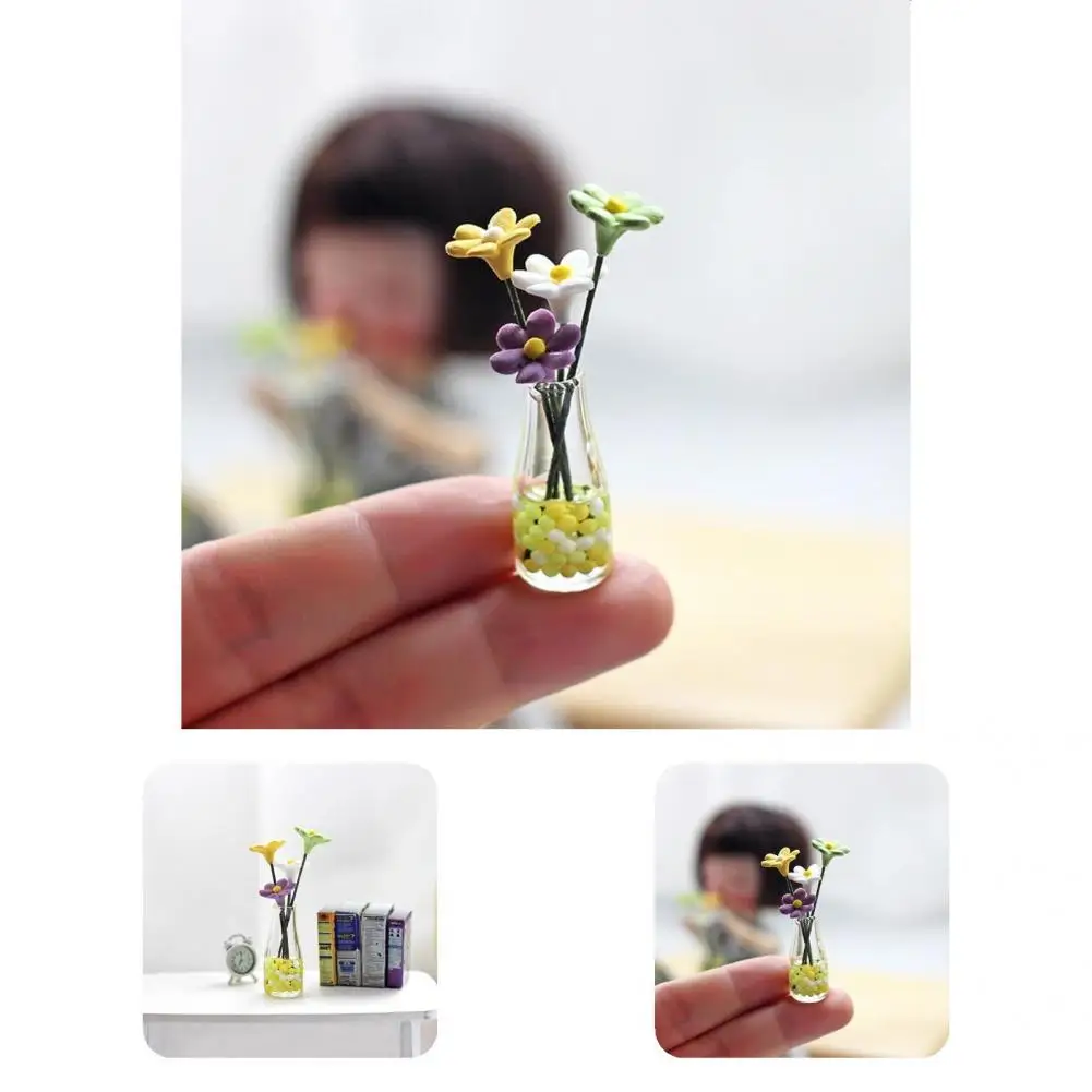 Miniature Flower Vase Smooth Surface Compact Wear-resistance Doll House Flower Vase Mini Flower Vase for Home Decor
Miniature Flower Vase Smooth Surface Compact Wear-resistance Doll House Flower Vase Mini Flower Vase for Home Decor