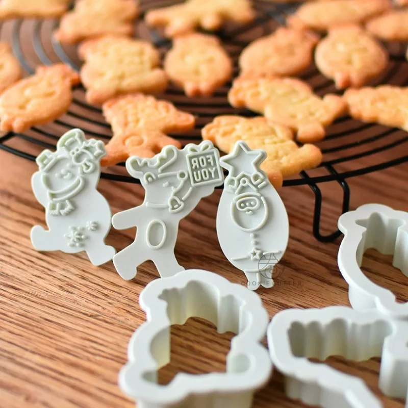 3Pcs/Set Christmas Cookies Cutters Embossing Snowman/Elk/Santa Shaped Hand Pressed Fondant Biscuit Molds DIY Home Baking Tools
3Pcs/Set Christmas Cookies Cutters Embossing Snowman/Elk/Santa Shaped Hand Pressed Fondant Biscuit Molds DIY Home Baking Tools