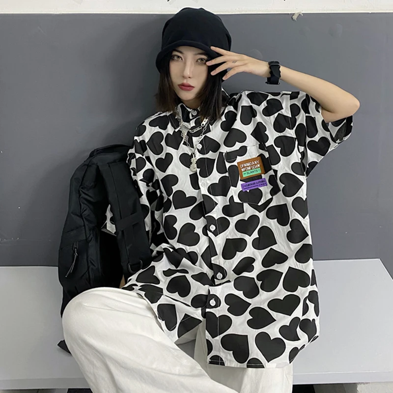 Japanese Lady Casual Heart Single Breasted Shirts Harajuku Women Loose Contrast Color Short Sleeve Shirt Summer Street Patch Top
Japanese Lady Casual Heart Single Breasted Shirts Harajuku Women Loose Contrast Color Short Sleeve Shirt Summer Street Patch Top