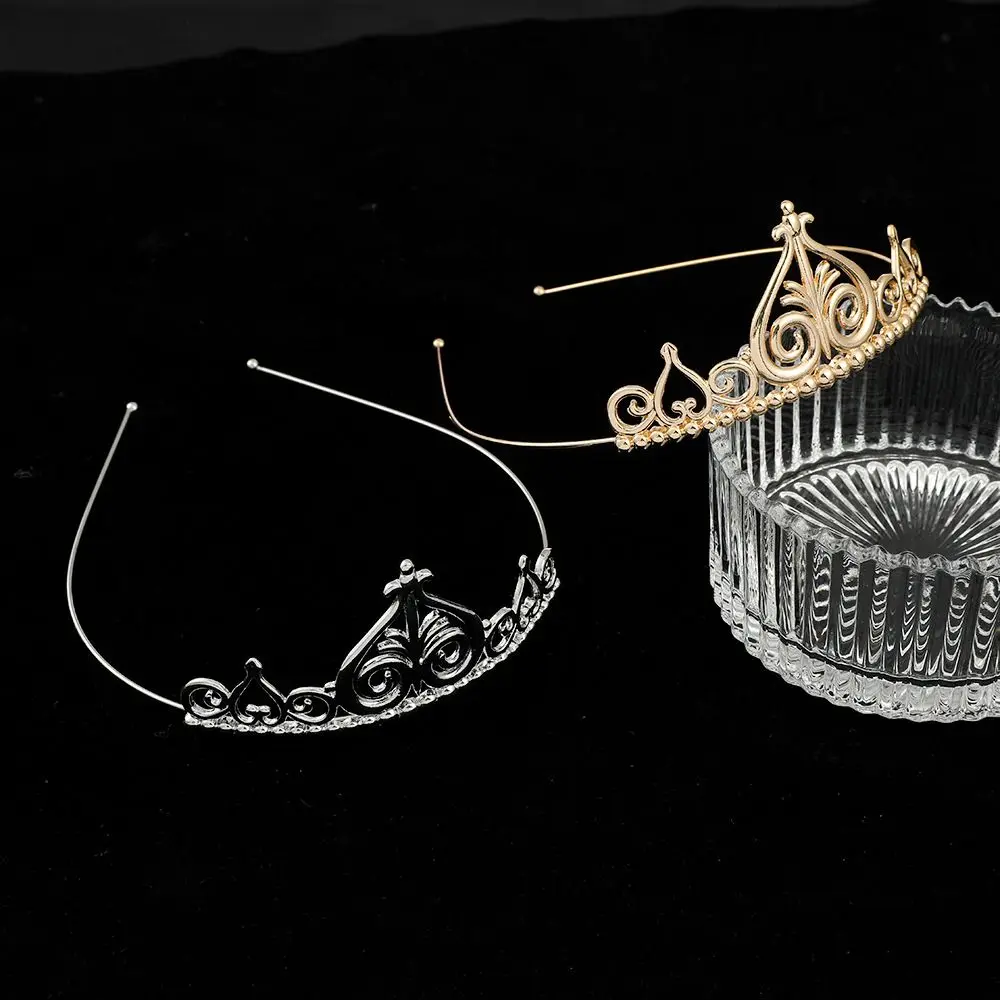 Hair Ornaments Temperament Heart Metal Head Wrap Women Hair Hoop Baroque Hairbands Korean Princess Headband Crown
Hair Ornaments Temperament Heart Metal Head Wrap Women Hair Hoop Baroque Hairbands Korean Princess Headband Crown