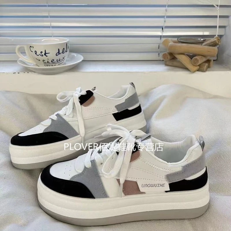 Женские кеды на плоской платформе, белые парусиновые кроссовки в Корейском стиле, Вулканизированная подошва, спортивная обувь для бега и те... 
Женские кеды на плоской платформе, белые парусиновые кроссовки в Корейском стиле, Вулканизированная подошва, спортивная обувь для бега и те...