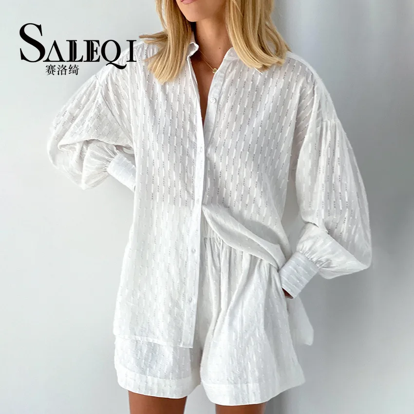 Hollow out jacquard niche French long sleeved suit shirt 2023 Spring Summer new shorts casual women's design feels white
Hollow out jacquard niche French long sleeved suit shirt 2023 Spring Summer new shorts casual women's design feels white
