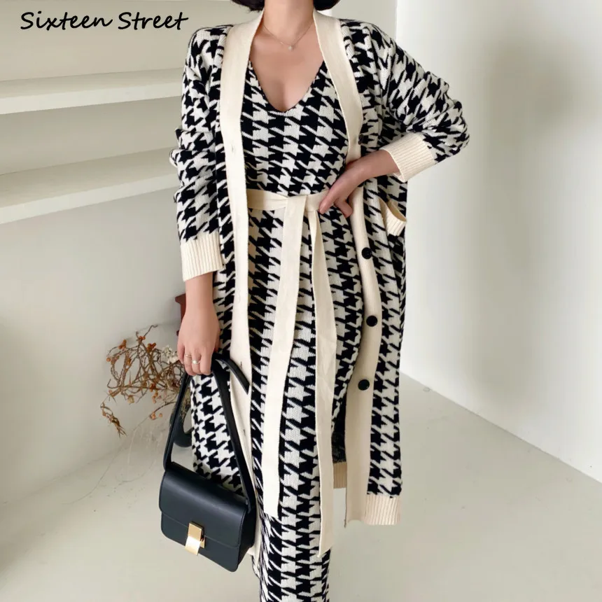 Elegant Knitwear Woman Knit Cardigan V-neck Dress Sets Blue Houndstooth Autumn Vintage Long Cardigan 2 Piece Woman Korean Winter
Elegant Knitwear Woman Knit Cardigan V-neck Dress Sets Blue Houndstooth Autumn Vintage Long Cardigan 2 Piece Woman Korean Winter