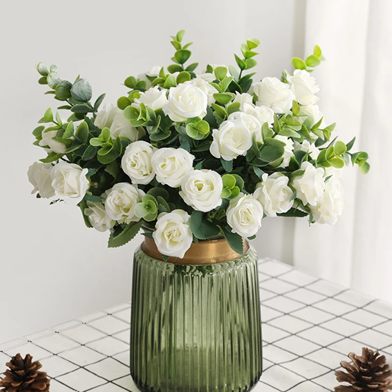 European retro rayon tea roses 6 heads 4 small buds bouquet wedding home retro fake flower party DIY decoration
European retro rayon tea roses 6 heads 4 small buds bouquet wedding home retro fake flower party DIY decoration