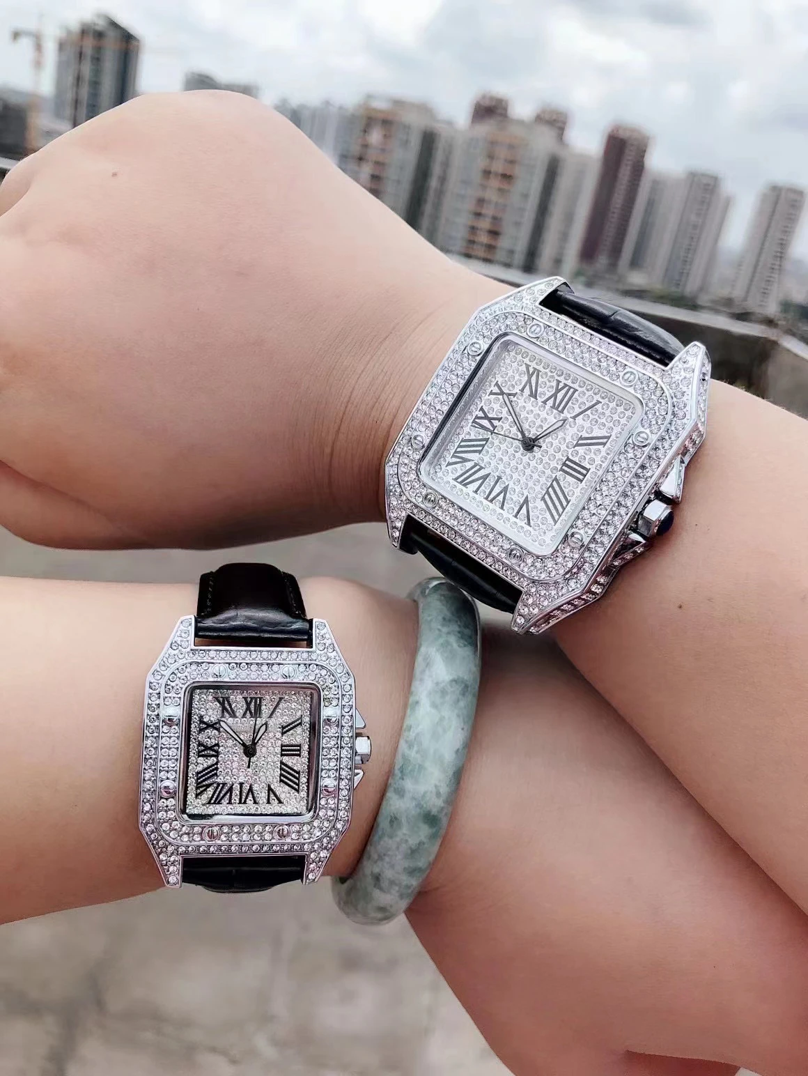 Men Women Couple Quartz Watch Dropshipping Rectangle Square Dial Iced Out Diamond Luxury Male Female Ladies Designer Wristwatch
Men Women Couple Quartz Watch Dropshipping Rectangle Square Dial Iced Out Diamond Luxury Male Female Ladies Designer Wristwatch