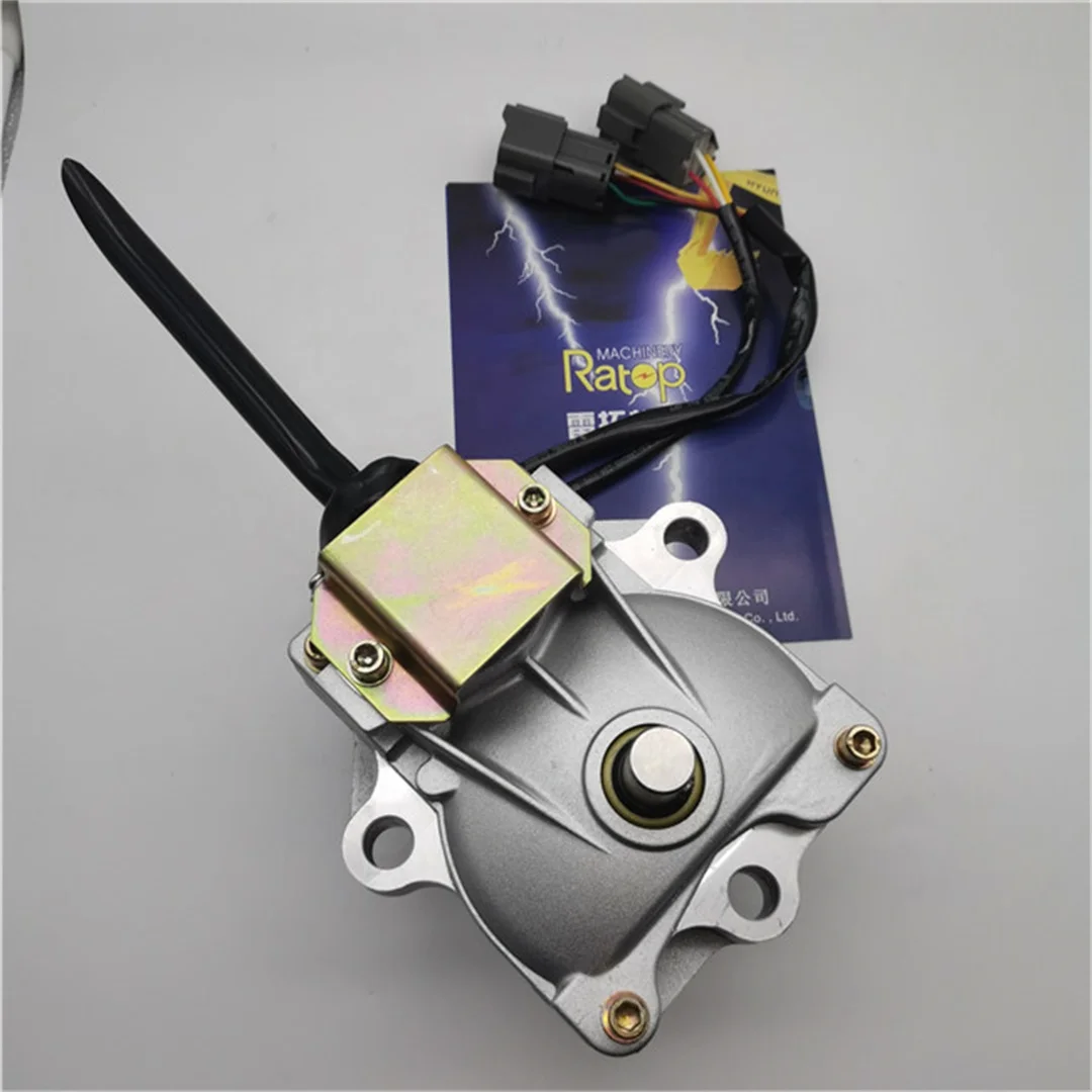 PC120-6 PC200-6 Throttle Motor PC220-6 Stepping Accelerator 7834-40-3001 7834-40-3002 7834-40-3003
PC120-6 PC200-6 Throttle Motor PC220-6 Stepping Accelerator 7834-40-3001 7834-40-3002 7834-40-3003