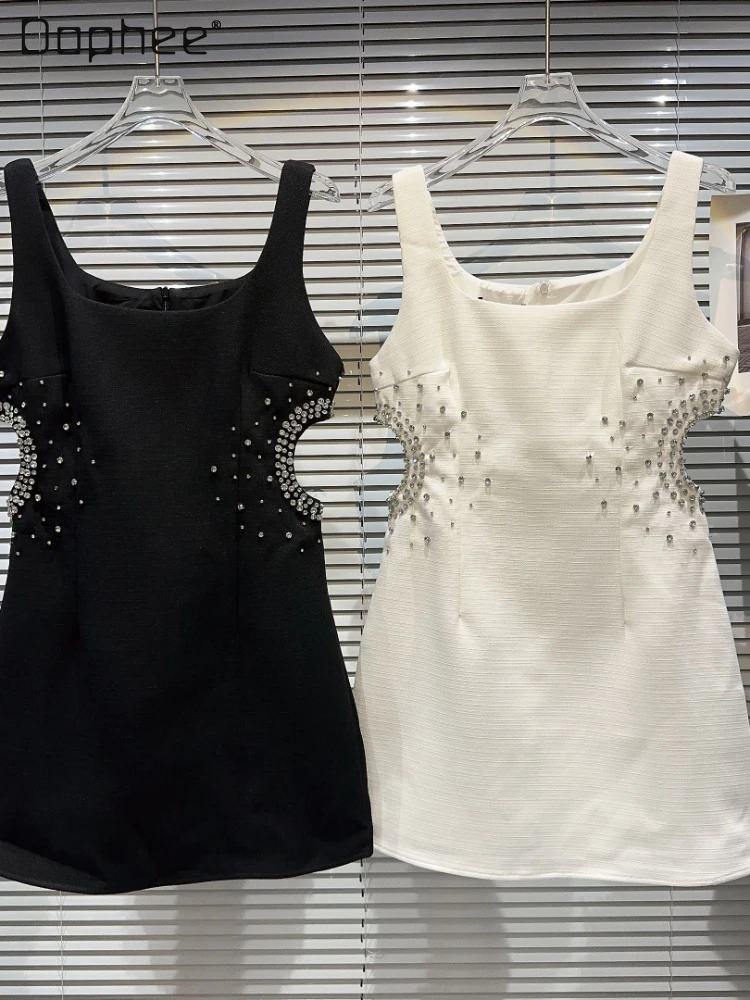 Women Rhinestone Beaded Hollow Waist Black Strap Dress for Women Party 2023 Summer New Luxury Sexy Sleeveless Dresses Ladies
Women Rhinestone Beaded Hollow Waist Black Strap Dress for Women Party 2023 Summer New Luxury Sexy Sleeveless Dresses Ladies
