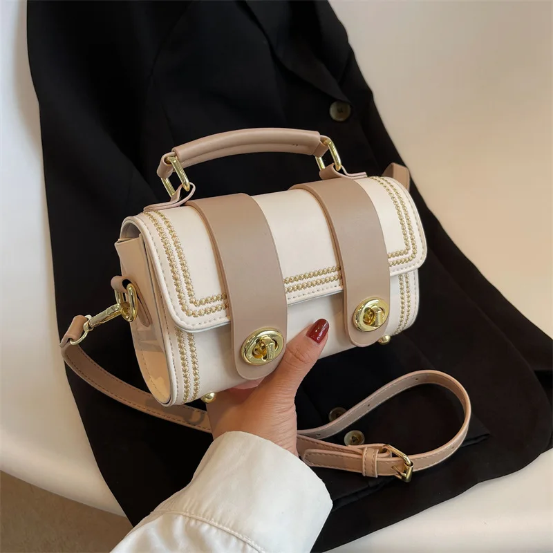 Popular texture foreign color contrast small bag female spring 2022 new tide ins texture fashion shoulder messenger bag
Popular texture foreign color contrast small bag female spring 2022 new tide ins texture fashion shoulder messenger bag
