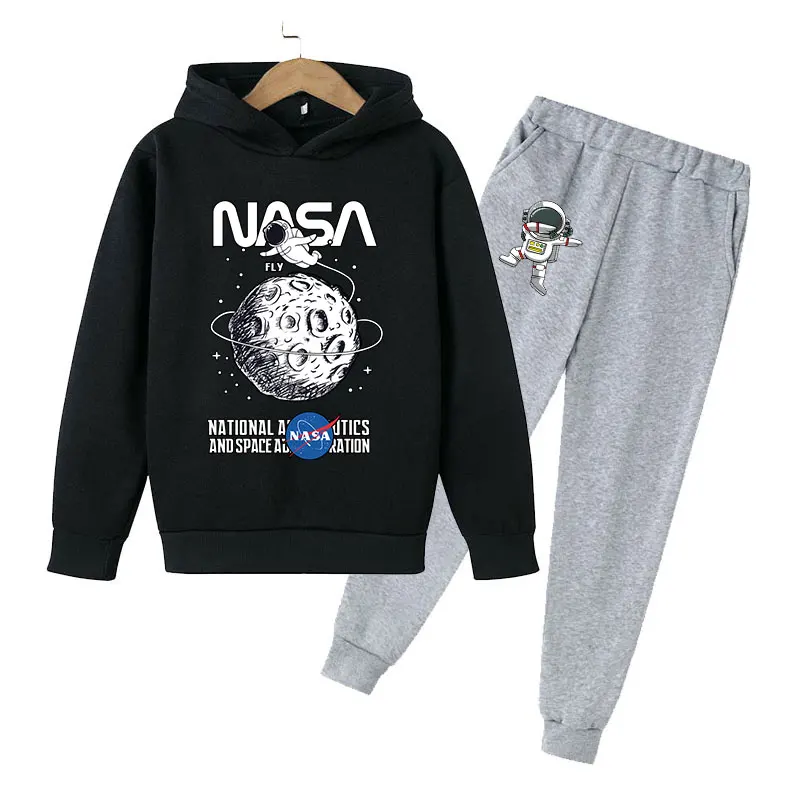Spring and Autumn Boys and Girls Hooded Sweater Set Astronaut Hoodie Cotton Children's Creative Sportswear Sweater Set
Spring and Autumn Boys and Girls Hooded Sweater Set Astronaut Hoodie Cotton Children's Creative Sportswear Sweater Set