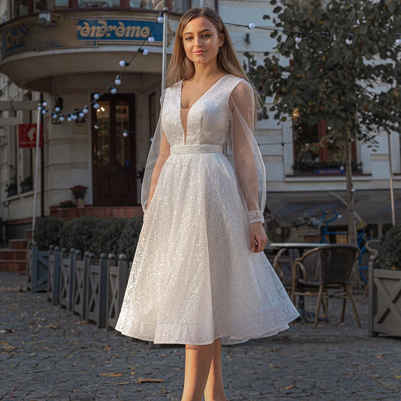 2022 Graceful White Ivory Long Sleeves Scoop Wedding Dresses A-Line Sequin Knee Length Beach Bridal Gowns Custom with Sash
2022 Graceful White Ivory Long Sleeves Scoop Wedding Dresses A-Line Sequin Knee Length Beach Bridal Gowns Custom with Sash
