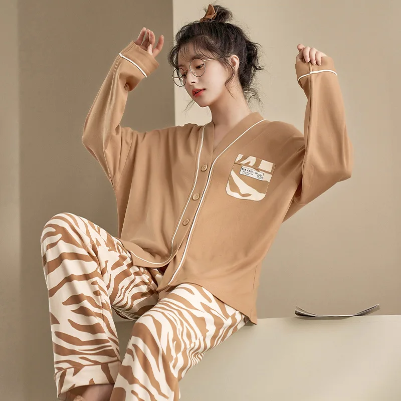 Yasuk Spring Autuum Fashion Women's Casual Print Pocket Sleepwear Homewear Lovely Pajamas Set With Pants Soft Cotton Leopard
Yasuk Spring Autuum Fashion Women's Casual Print Pocket Sleepwear Homewear Lovely Pajamas Set With Pants Soft Cotton Leopard