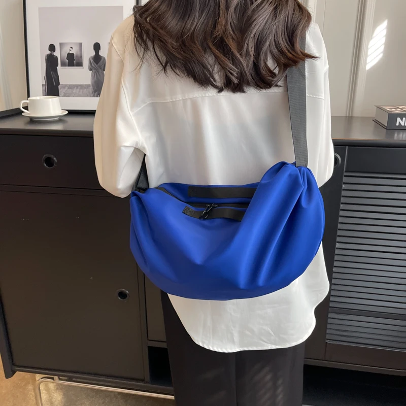 Women Handbag Large Capacity Light Weight Travel Hiking Fashion Girl Sac Korean Single Shoulder Crossbody Postman Waterproof Bag
Women Handbag Large Capacity Light Weight Travel Hiking Fashion Girl Sac Korean Single Shoulder Crossbody Postman Waterproof Bag