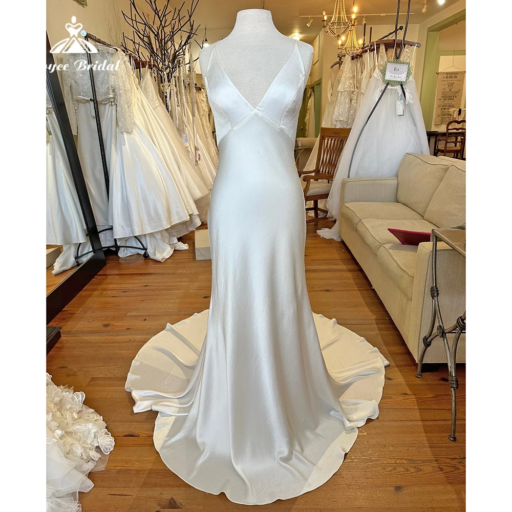 

Женское атласное свадебное платье It's yiiya, белое платье с глубоким V-образным вырезом на тонких бретельках, открытой спиной и юбкой годе в стиле бохо на лето