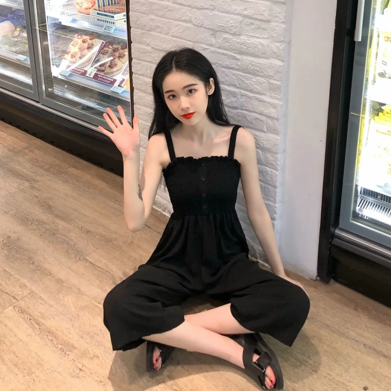 Women 2022 Summer Sexy Joker Solid Elegant Spaghetti Strap High Waist Wide Leg Jumpsuits Female Fashion Casual Playsuit C59
Women 2022 Summer Sexy Joker Solid Elegant Spaghetti Strap High Waist Wide Leg Jumpsuits Female Fashion Casual Playsuit C59