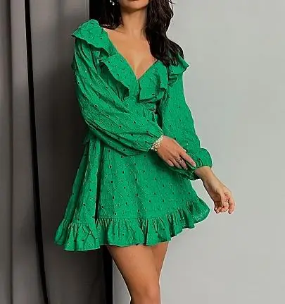 2022 green eyelet embroidered dresses women long sleeve ruffles v-neck mini dress sexy backless
2022 green eyelet embroidered dresses women long sleeve ruffles v-neck mini dress sexy backless
