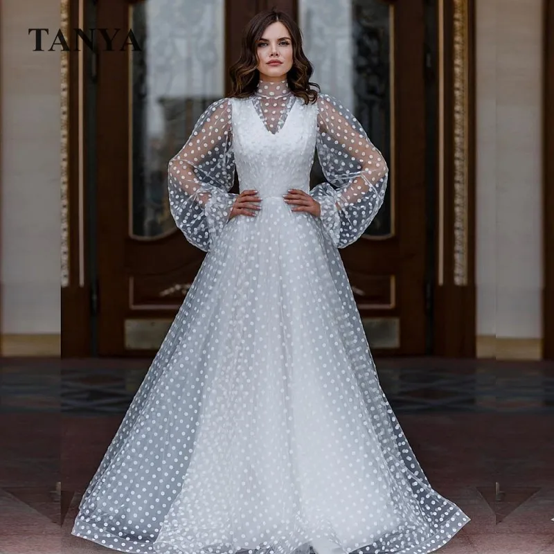 White Dot Prom Dresses Long Puffy Sleeves Illusion V Neck A Line Fashion Spring Formal Evening Party Prom Gown YSAN1501
White Dot Prom Dresses Long Puffy Sleeves Illusion V Neck A Line Fashion Spring Formal Evening Party Prom Gown YSAN1501