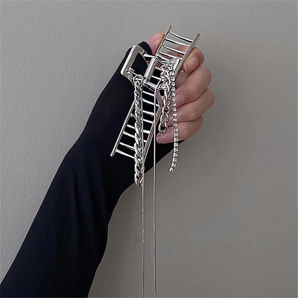 Simple Elegant Temperament Geometry Alloy Korean Tassel Hair Claw Rhinestone Hair Clip Hair Accessories Chain
Simple Elegant Temperament Geometry Alloy Korean Tassel Hair Claw Rhinestone Hair Clip Hair Accessories Chain