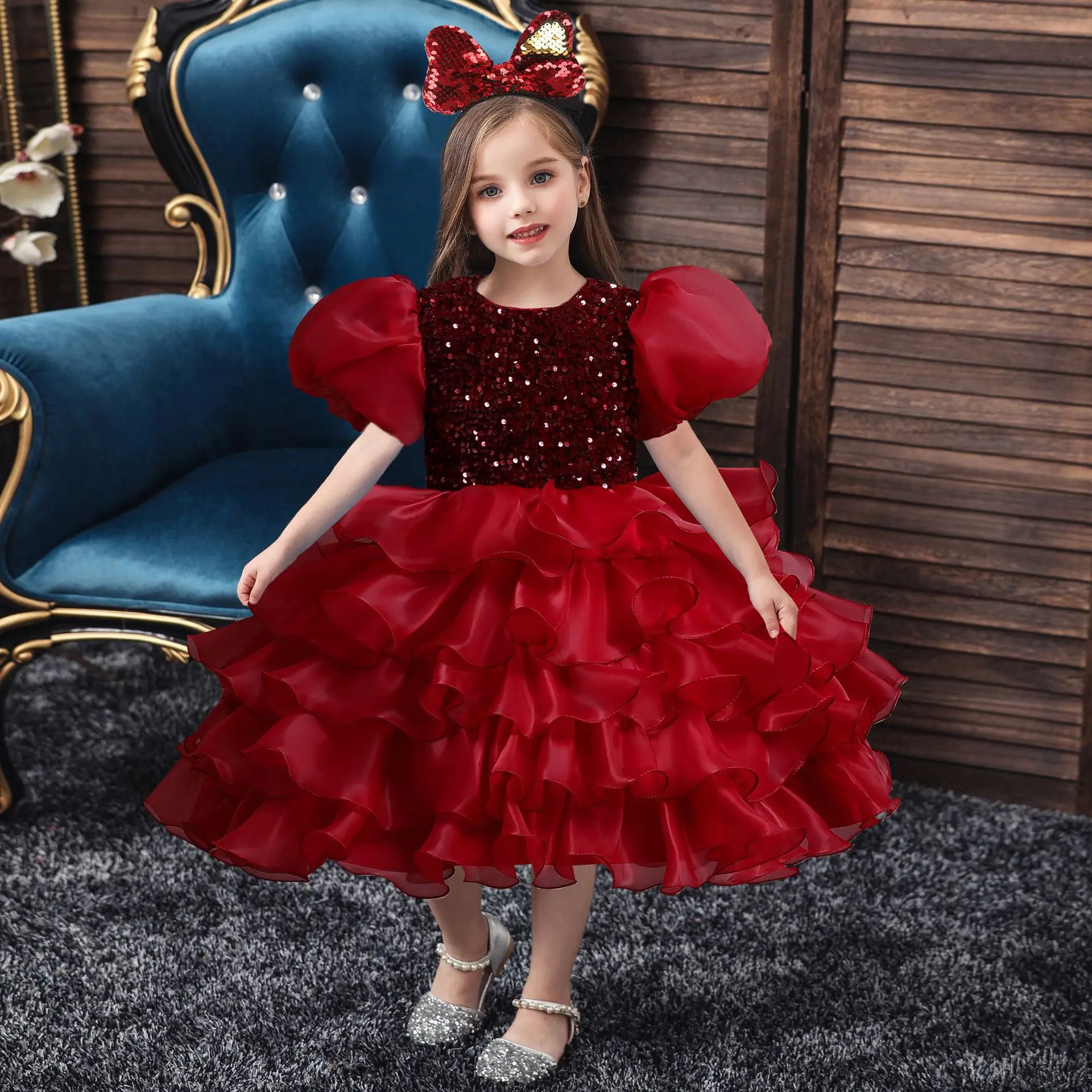 2022 Children's Bubble Puff Sleeve Sequin Gauze Fluffy Princess Dress Wedding Ball Gown Show Costume Fashion
2022 Children's Bubble Puff Sleeve Sequin Gauze Fluffy Princess Dress Wedding Ball Gown Show Costume Fashion